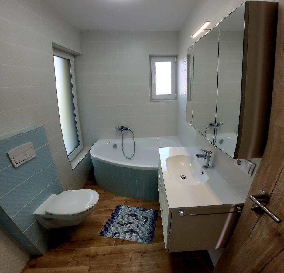 バラトンフェニヴェシュZea Apartmanhazアパートメント エクステリア 写真