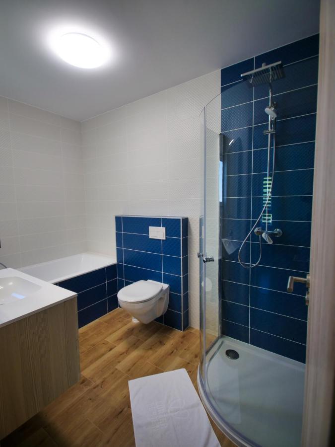 バラトンフェニヴェシュZea Apartmanhazアパートメント エクステリア 写真