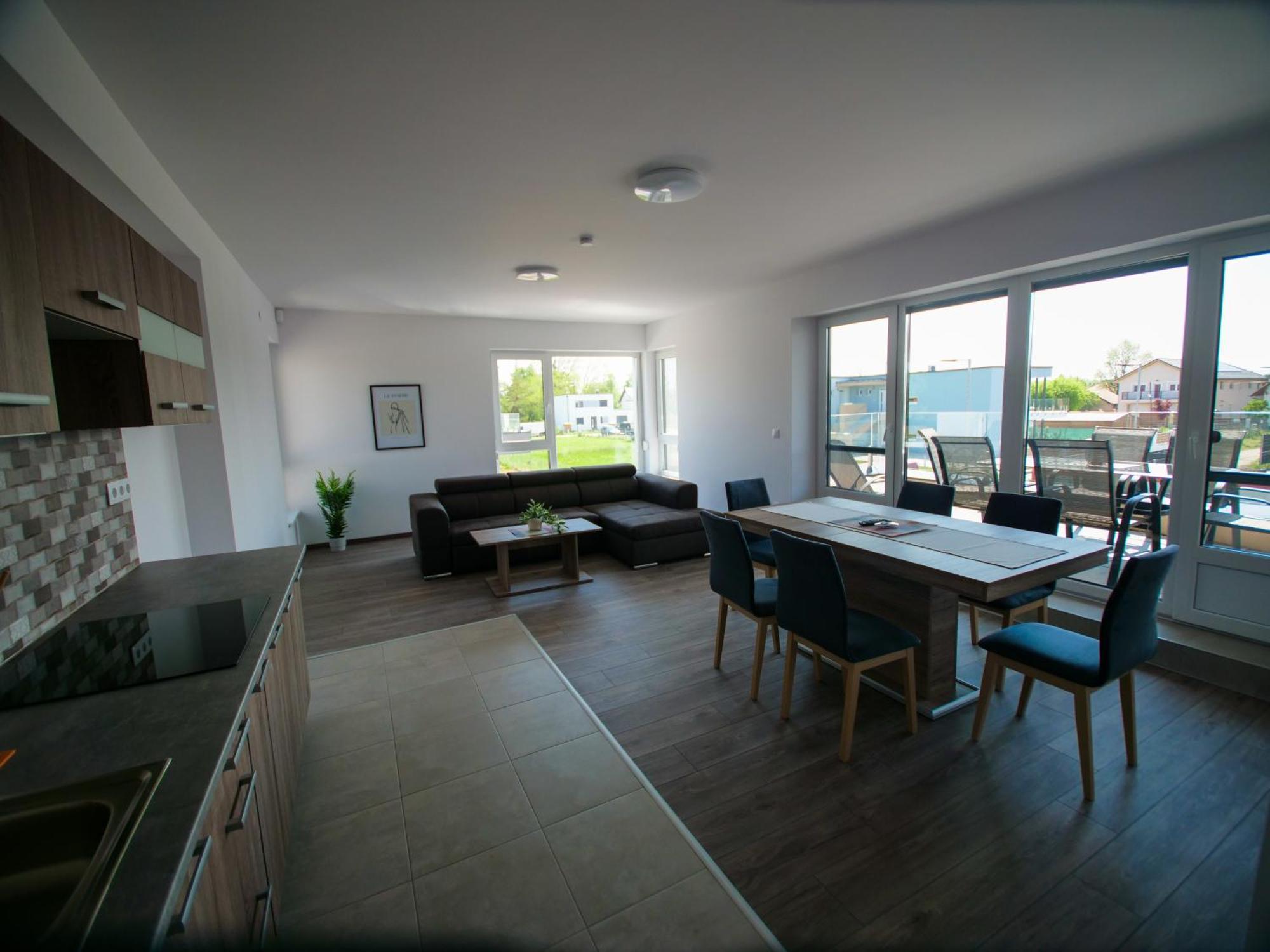 バラトンフェニヴェシュZea Apartmanhazアパートメント エクステリア 写真