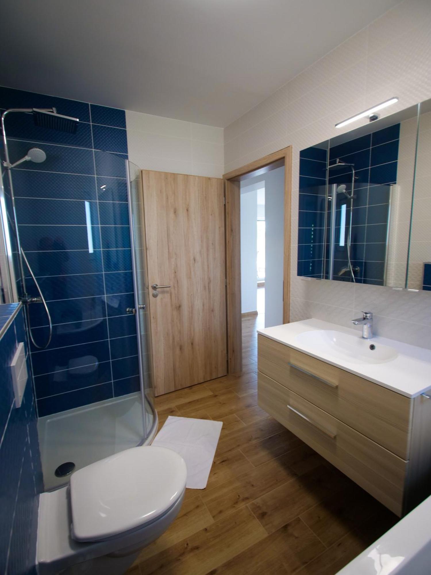 バラトンフェニヴェシュZea Apartmanhazアパートメント エクステリア 写真
